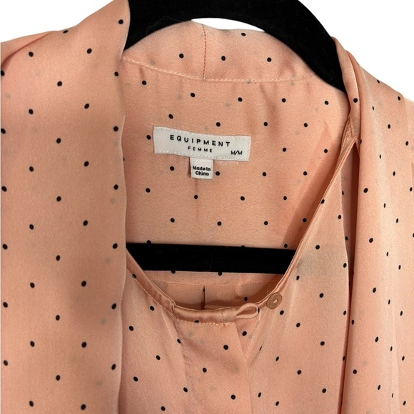 Equipment Womens Luis Blouse Medium in Rose Black Polka Dot - Picture 2 of 9